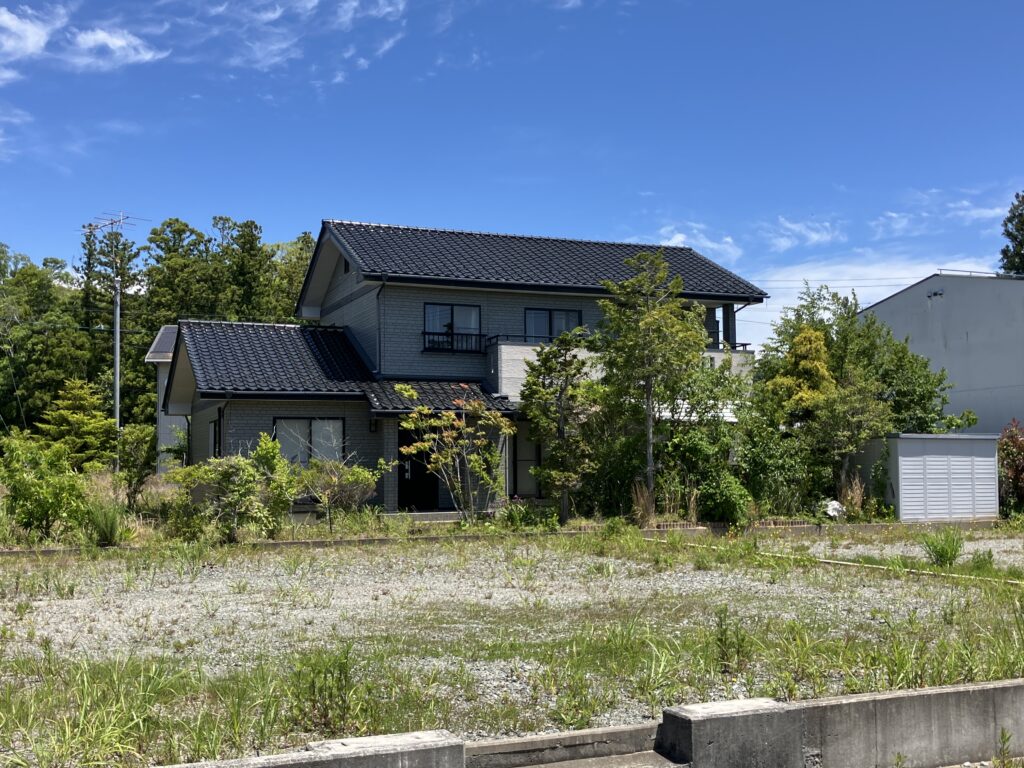 サムネイル:E605【借地権付戸建】富岡町桜二丁目